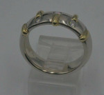 14KT WHITE AND YELLOW GOLD RING 10.6 GR SIZE 8 W 4 DIAMONDS 0.33PTS