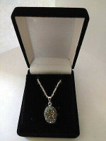 DRUSY QUARTZ GEMSTONE PENDANT