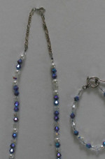 New Never Worn Swarovski Necklace and Bracelet