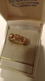 18K GOLD RING ((750)) SIZE 7