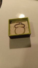 10K WHITE GOLD CZ DIAMONDS SIZE 7