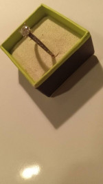 10K WHITE GOLD CZ DIAMONDS SIZE 7
