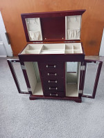 Small Jewelry Chest