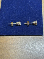 New Diamond earrings 14k gold