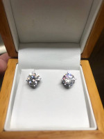 Diamond Earring studs