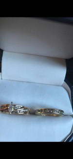 Marquise Baguettes Round Diamond Wedding Set. 10K yellow gold