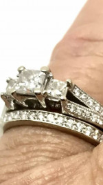 Women's  princess diamond wedding engagement ring set. 14K white
