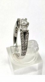 Women's  princess diamond wedding engagement ring set. 14K white