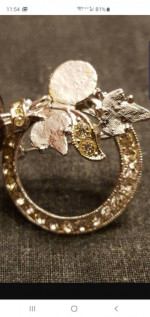 Vntg Rhinestone Brooch by Ora..1 1/4 "Circle
