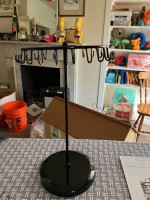 ROTATING NECKLACE  HOLDER