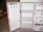 Jewelry box