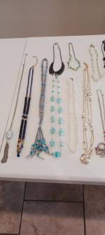 LOT of 55 COSTUME JEWELRY 32 NECKLACES, 21 BRACELETS, 2 BROOCHES -FASHION, DRESS