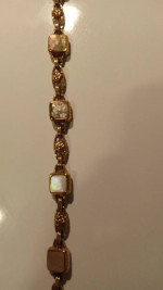 GOLD TONE 7" BRACELET