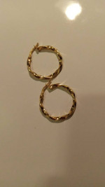 18K GOLD EARRINGS 1.80G