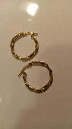 18K GOLD EARRINGS 1.80G