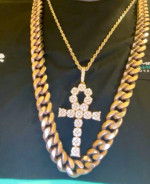 Vs1 14ct chain comes with 14ct yellow golld vs1 diamond earrings