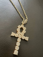 Vs1 14ct chain comes with 14ct yellow golld vs1 diamond earrings