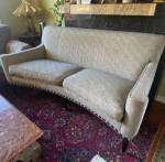 Three-Seater "Henredon" Style Curved Sofa  🇺🇸Made In USA 🇺🇸