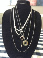 Ladies Costume Jewelry, 4 pieces