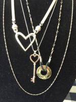 Ladies Costume Jewelry, 4 pieces