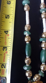 Elephant Necklace with tourquise, white and gold beads
