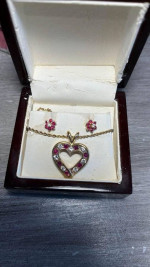 Fine jewelry Diamonds and Rubies