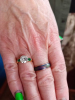 Diamond and Columbian emerald Ring