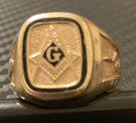 Men's 10K Gold Size 9 Masonic Ring!