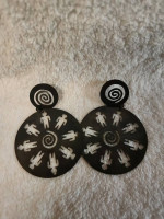 Huge Round Tribal Africa '80s Cut-Out Figures Pierced Brass Earrings 4
