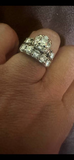 2 Ct Diamond Wedding ring set in 14kt yellow gold