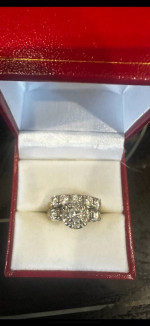 2 Ct Diamond Wedding ring set in 14kt yellow gold