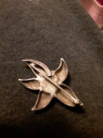 Tiffany gold broaches 18k gold and silver coral onyx
