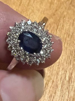 Auction with tons of jewelry