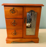 Wooden Jewelry Box  Organizer Chest Exquisite ETCHED GLASS door