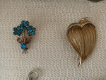 Lot of 9 brooches pins