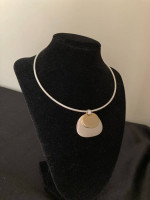 marked AK,(Ann Klein) choker necklace with 2 tone drops