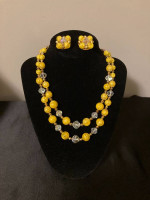 Yellow plastic beads with clear glass stones necklace w/clip earrings