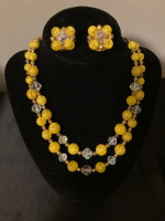 Yellow plastic beads with clear glass stones necklace w/clip earrings