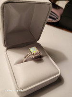 Topaz and fire opals ring