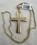 A beautiful necklace made of sterling silver and plated with gold. Cross pendant