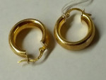 14 Kt Yellow Gold Designer Hoop Earrings Huggies by OTC 18 mm Size