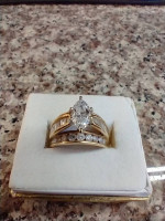 Wedding ring for sale