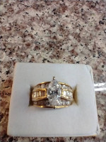 Wedding ring for sale