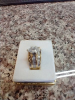 Wedding ring for sale
