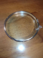 Sterling silver scalloped bangle bracelet