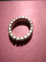 Silver stretch ring with crystal