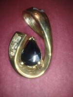 10k gold pendent with sapphire and diamonds