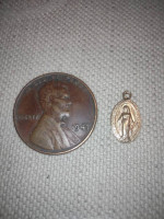 1/20 14k gold pendent/charm virgin mary