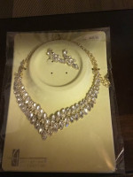 **  Necklace & Earrings **