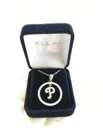 Initial 'P' Danbury Mint necklace
